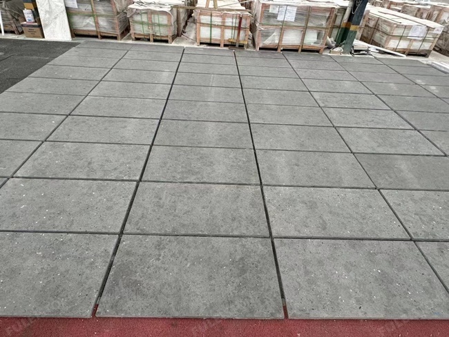 Honed Finish Grey Limestone Tiles — product view 3