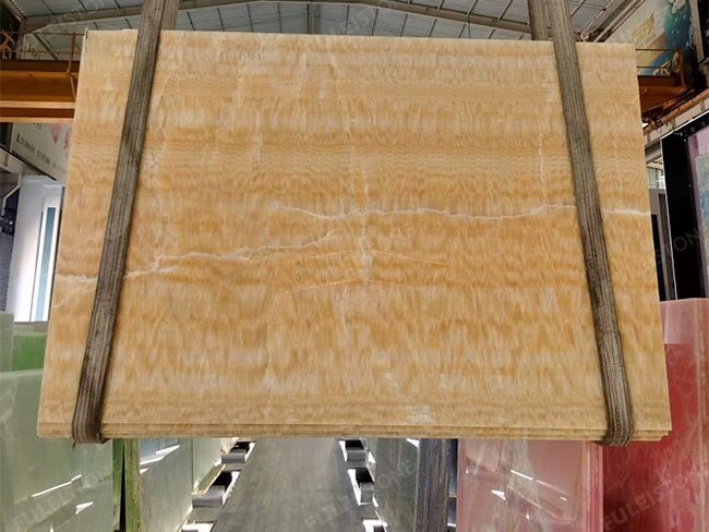 Honey Onyx Curved Tiles — product view 2