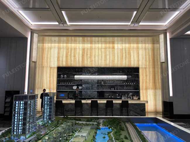 Honey Onyx Slab — product view 3