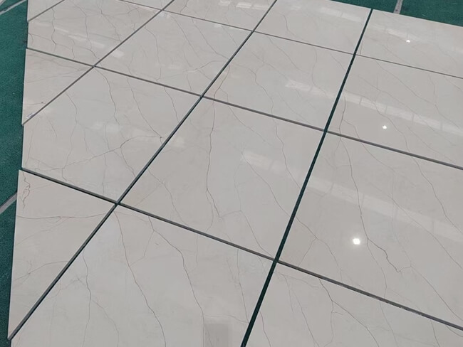 Lago Seco Marble Tiles — product view 3