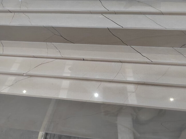 Lago Seco Marble Tiles — product view 4