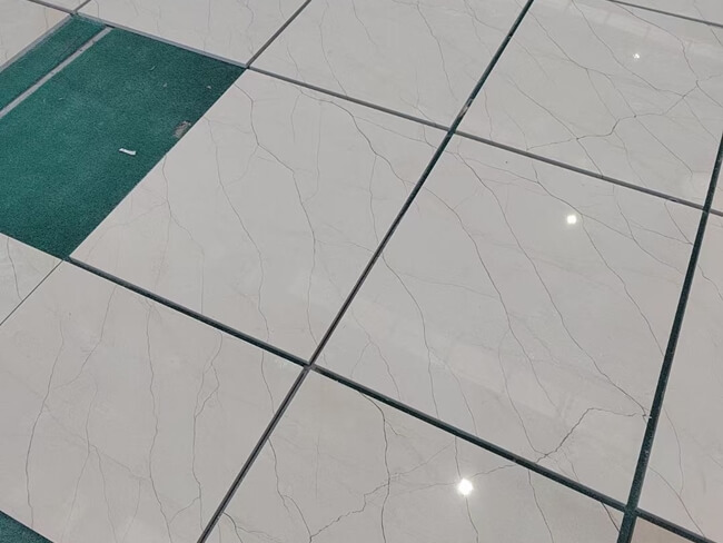 Lago Seco Marble Tiles — product view 7