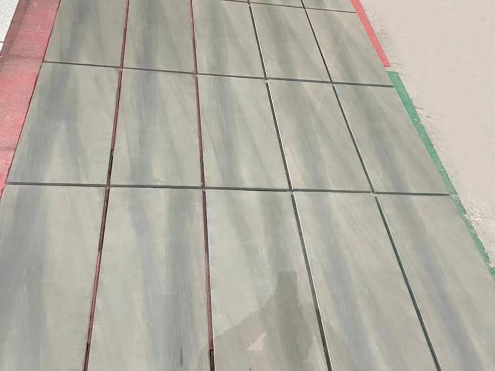 Lyon Grey Limestone Tiles with Unique Shape — product view 2