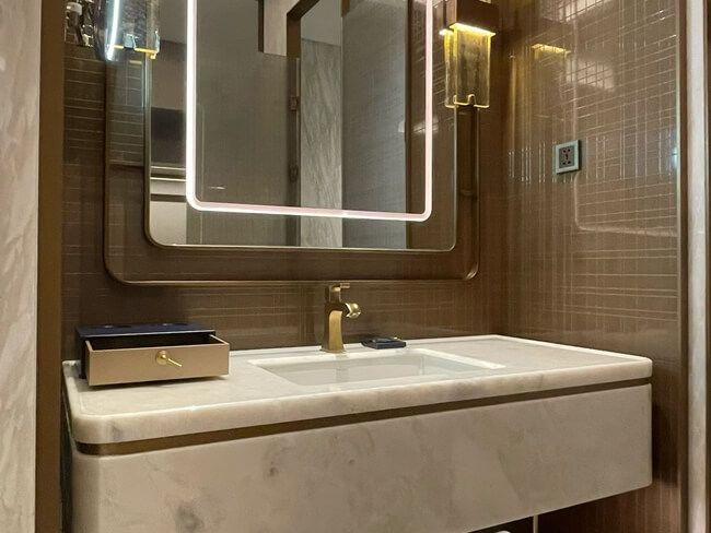 Magnificent White Marble Slabs — product view 2