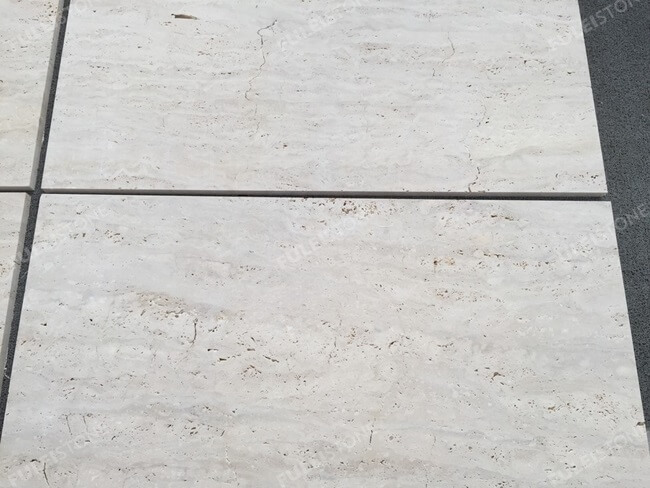 Unpolished and Unfilled Roman Travertine Tils