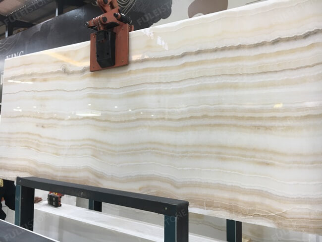 Vanilla Onyx Slabs — product view 4
