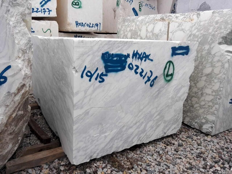 Bookmatched White Arabescato Marble Slabs Wholesale — product view 3